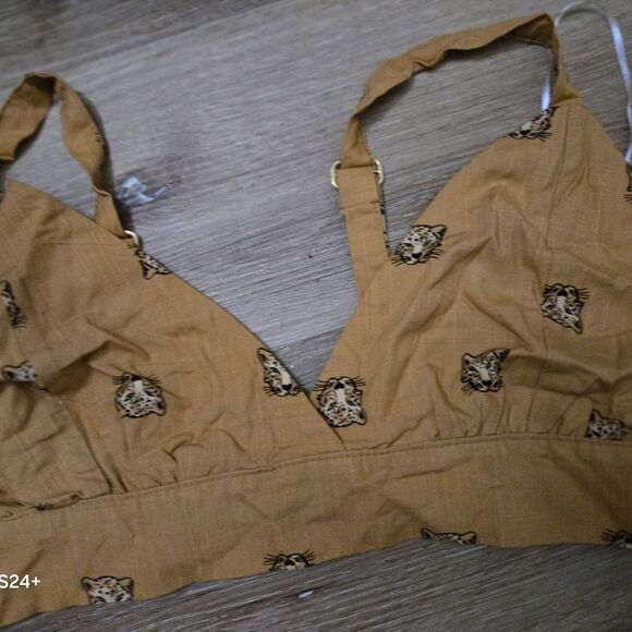 Leopard Print Tan Crop Top - Picture 7 of 7